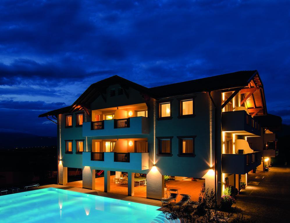 Garni Hotel Peterlinhof كالدورا المظهر الخارجي الصورة