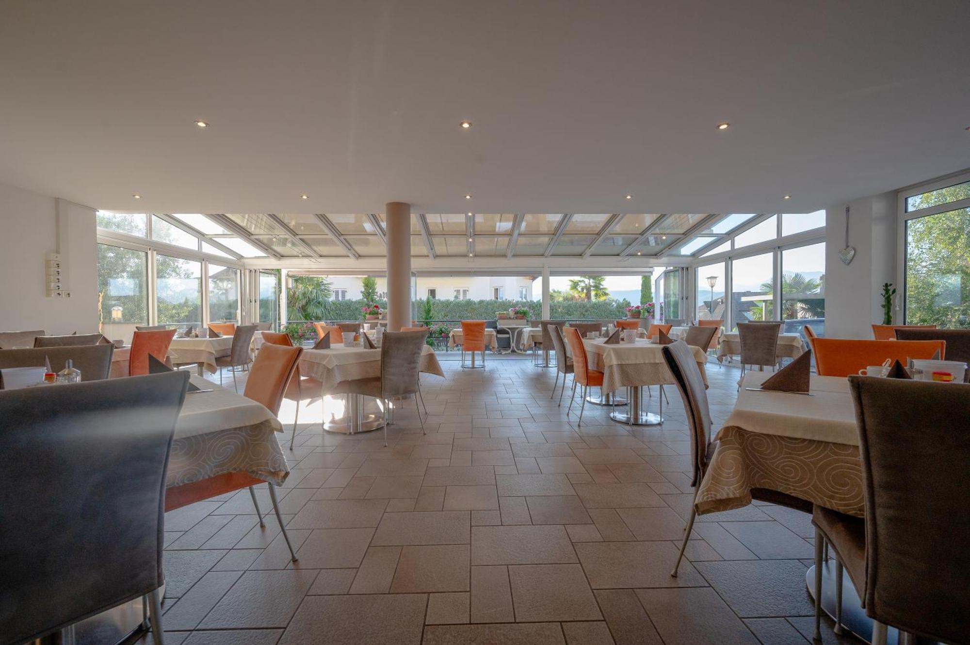 Garni Hotel Peterlinhof كالدورا المظهر الخارجي الصورة