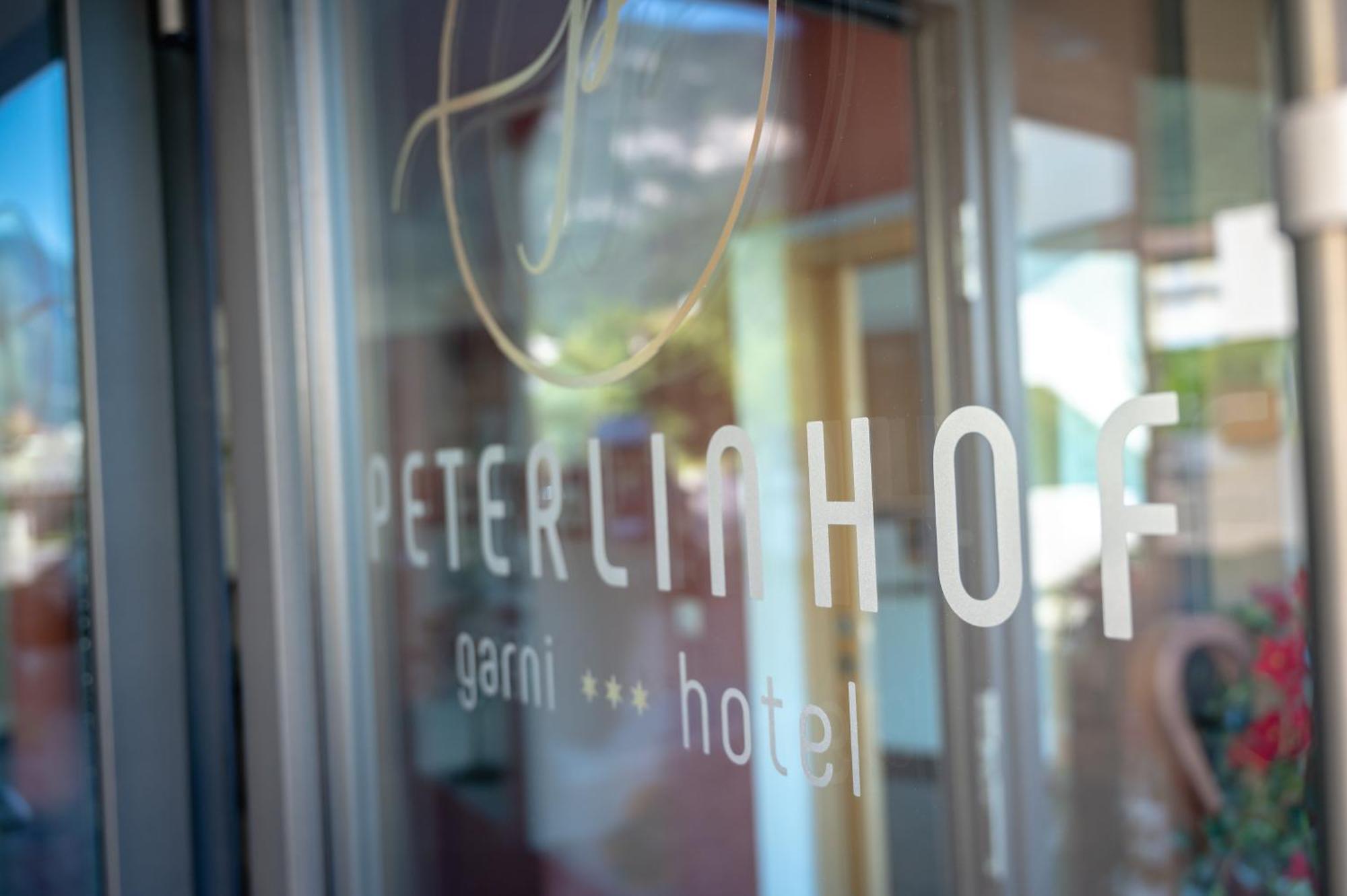 Garni Hotel Peterlinhof كالدورا المظهر الخارجي الصورة